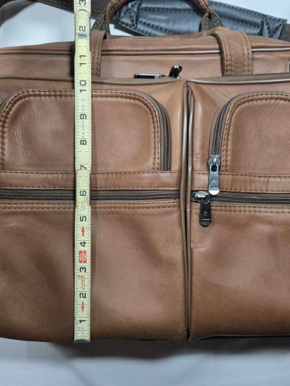 Vintage Avenues Colombian Saddle Leather Messenger Briefcase Business Travel Bag